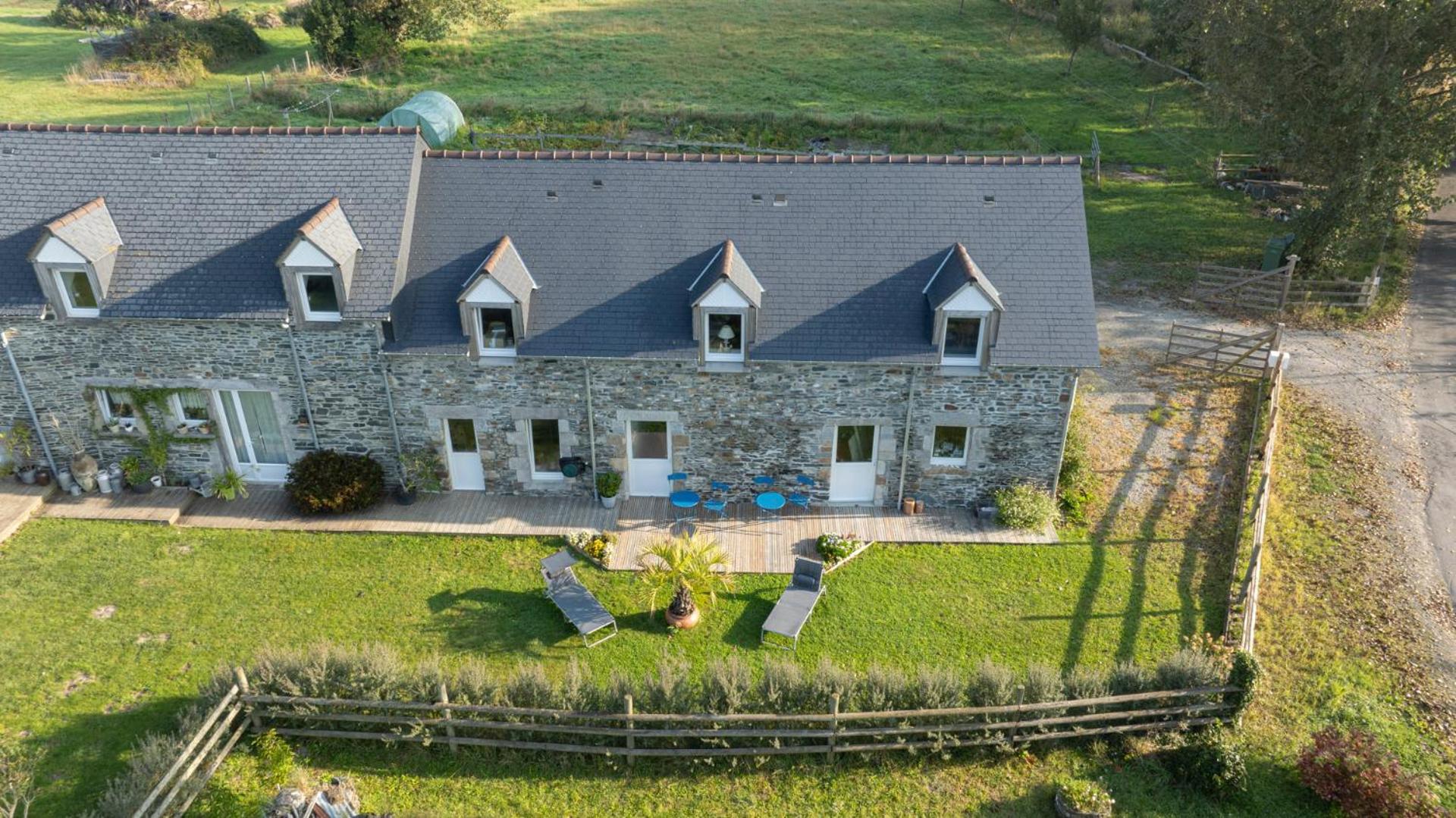 Le Bout Du Monde Bricqueville-sur-Mer Exterior foto